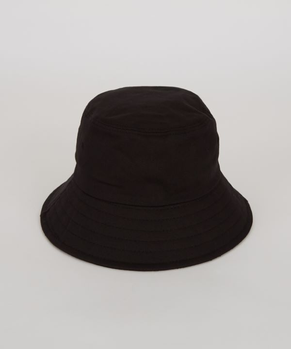 バケットハット