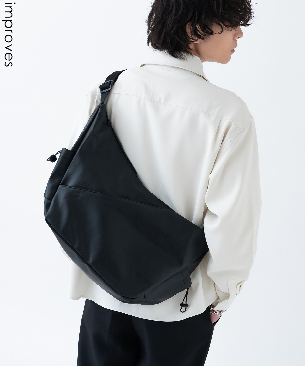 ショルダーバッグ