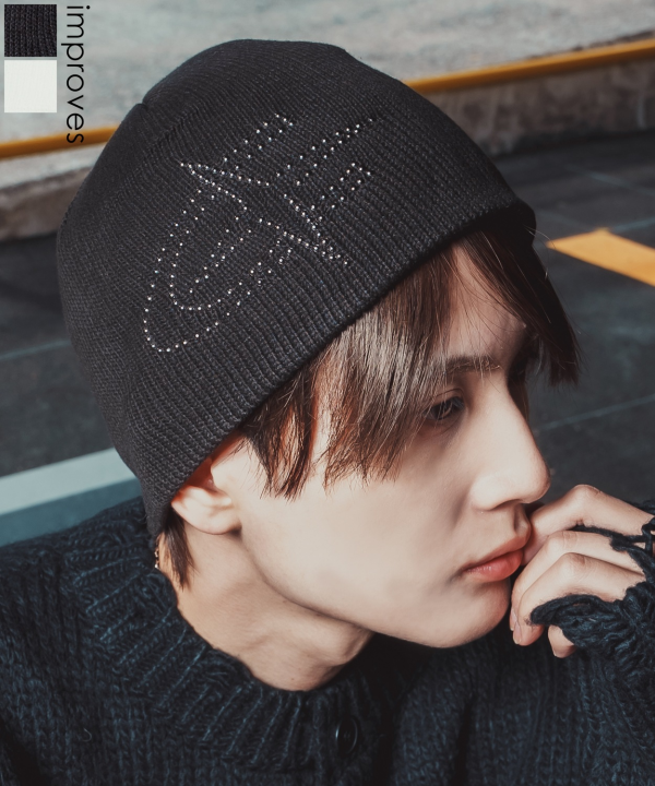 スタッズビーニー