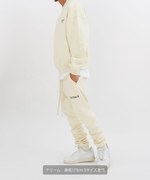 FEAR OF GOD ESSENTIALS】裏起毛スウェットジョガーパンツ