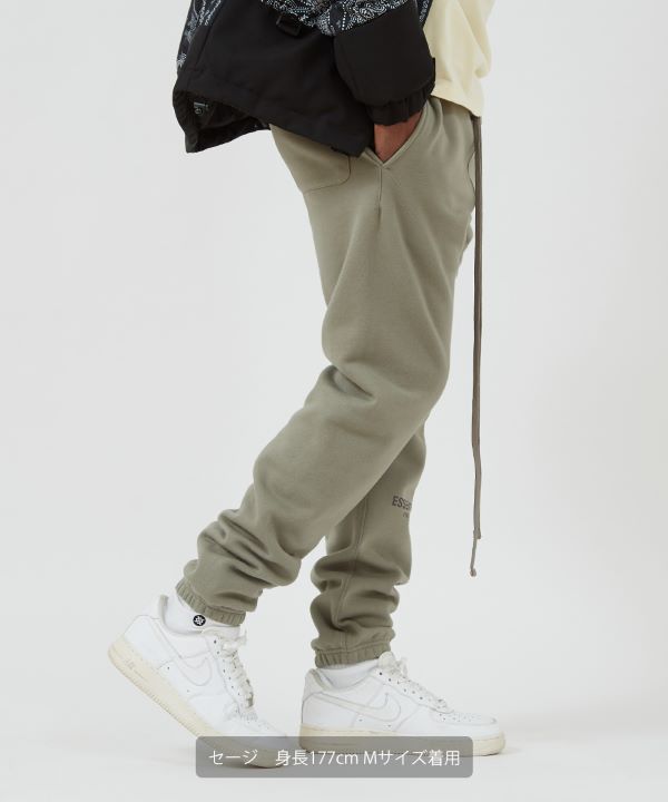 FEAR OF GOD ESSENTIALS】REFLECTOR LOGO SWEAT PANTS