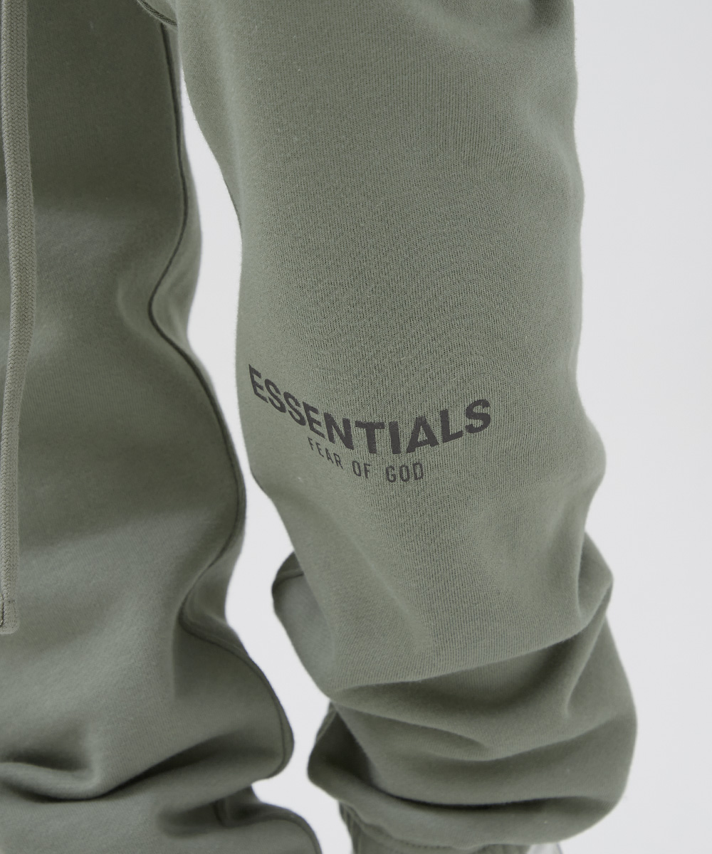 FEAR OF GOD ESSENTIALS】REFLECTOR LOGO SWEAT PANTS