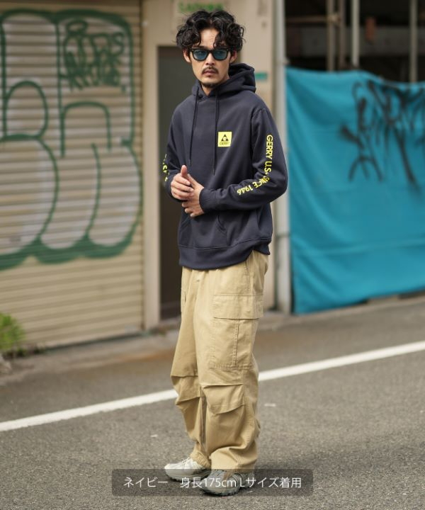 GERRY】別注ネオン転写MTスクエアロゴ裏起毛プルパーカー