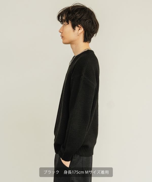 畦編みニットセーター