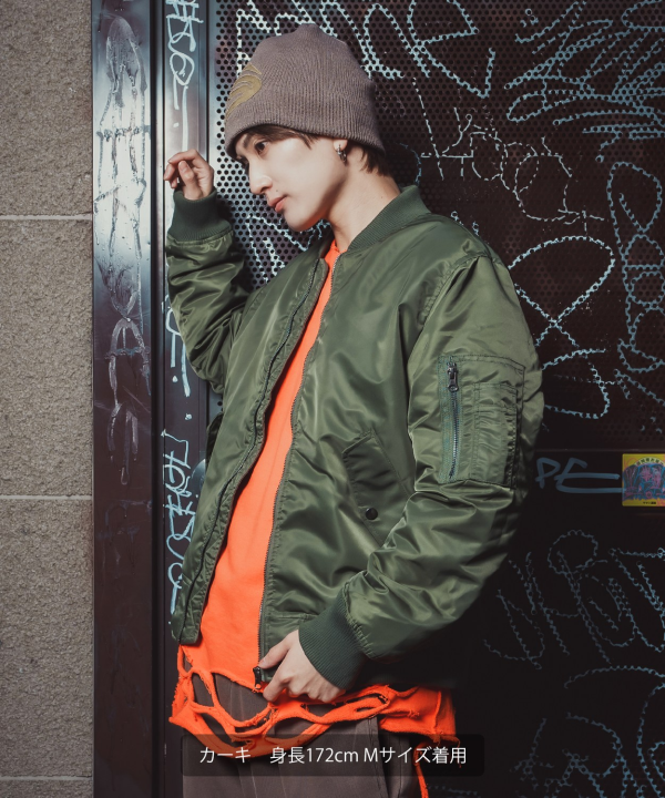 BUTTSTAIN MA-1カーキ バンダナ柄 ジャケット　xxxl BUTTSTAIN MA-1カーキ バンダナ柄 ジャケット xxxl